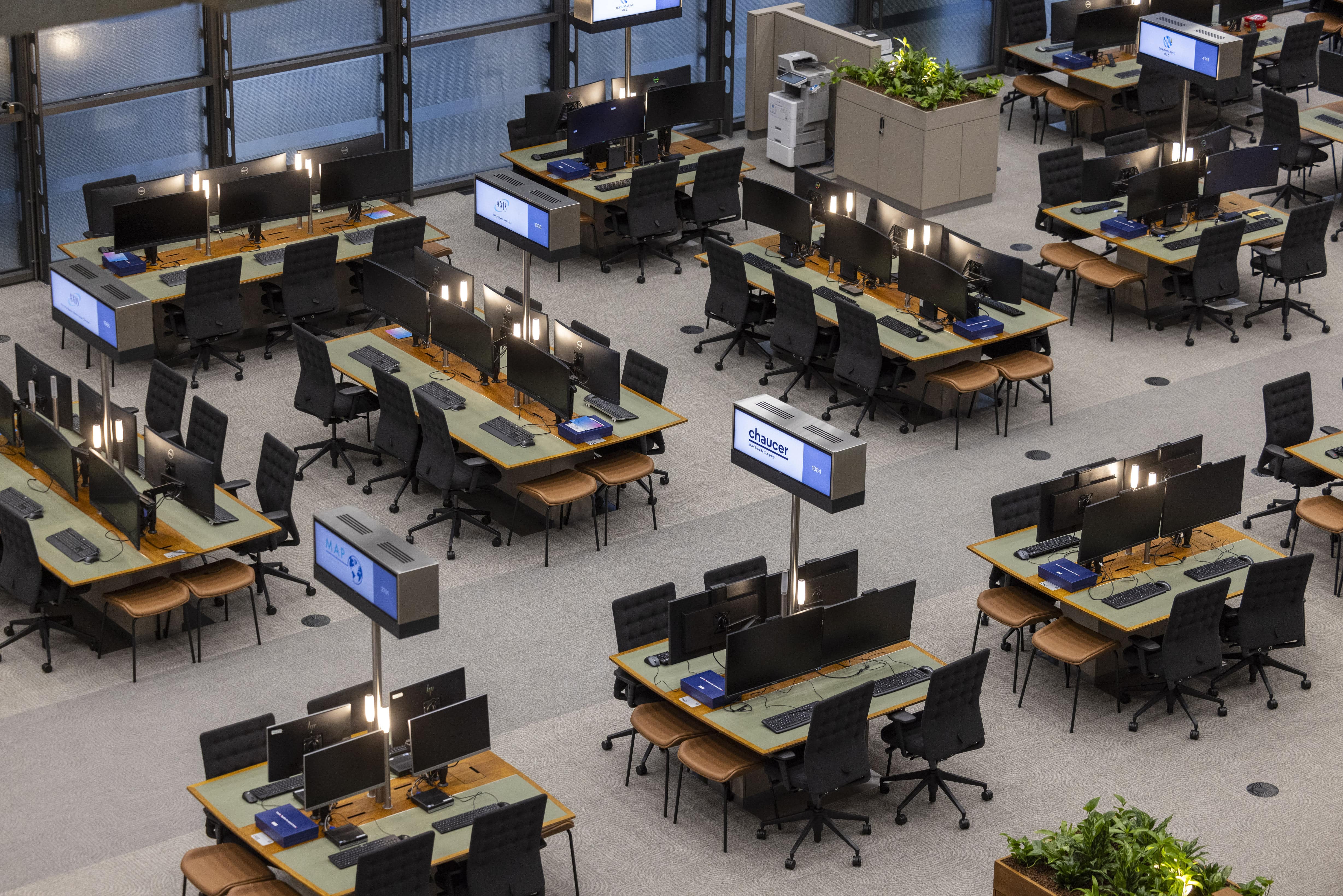 Galler 1 and Gallery 2 of the Underwriting Room